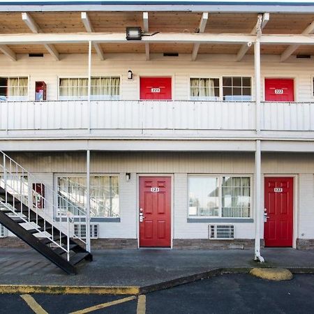 Oyo Hotel Kalama Zewnętrze zdjęcie