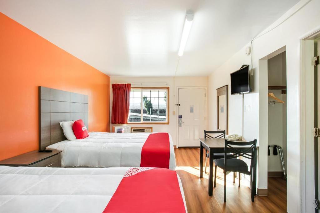 Oyo Hotel Kalama Zewnętrze zdjęcie