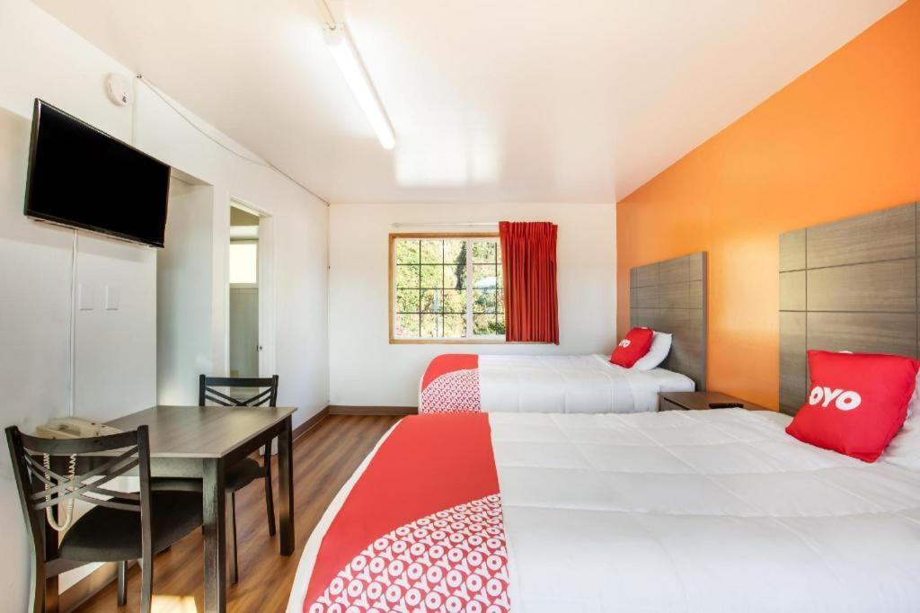 Oyo Hotel Kalama Zewnętrze zdjęcie