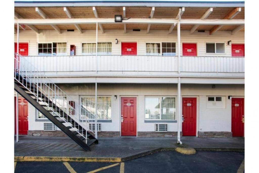 Oyo Hotel Kalama Zewnętrze zdjęcie