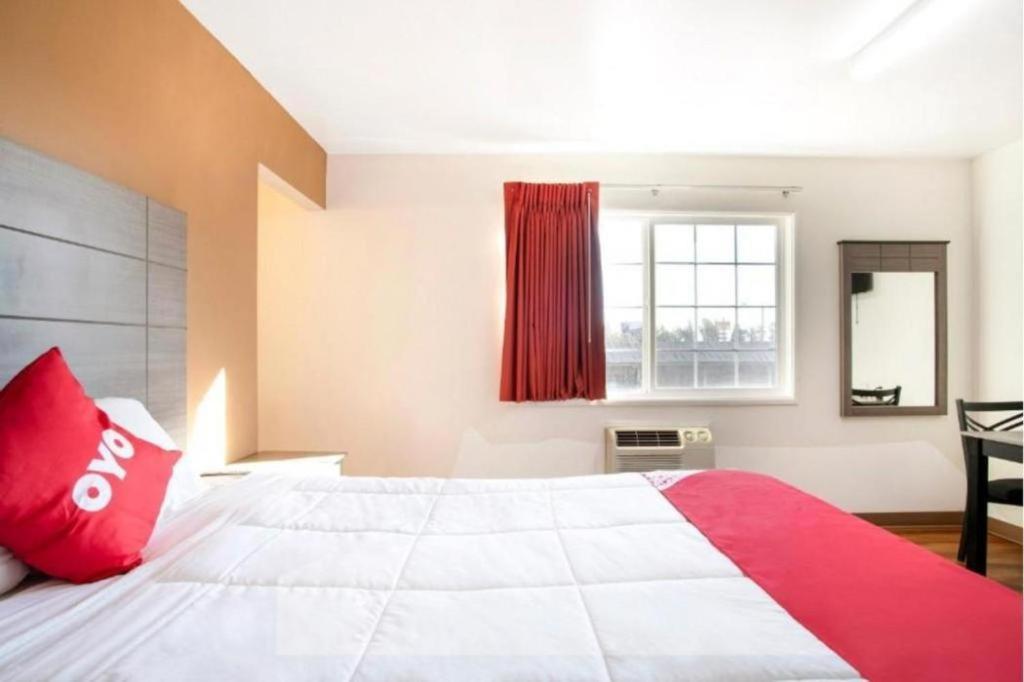 Oyo Hotel Kalama Zewnętrze zdjęcie