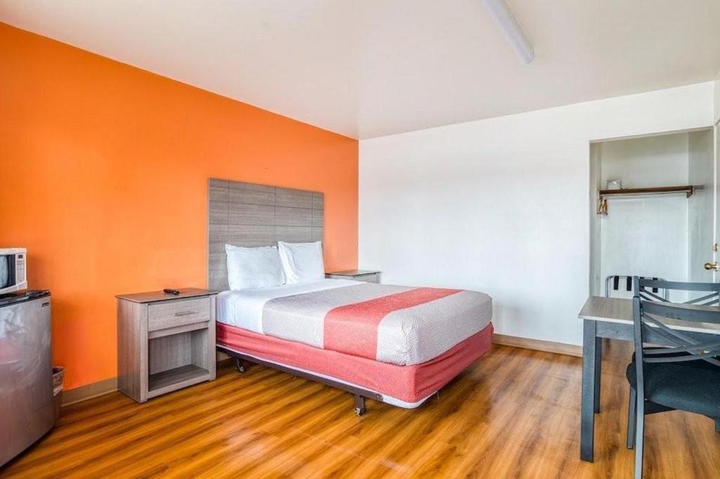 Oyo Hotel Kalama Zewnętrze zdjęcie
